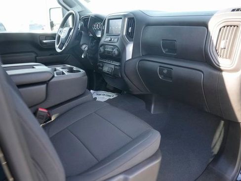 Used 2023 Chevrolet Silverado 2500 Custom w/ Custom Value Package image 17