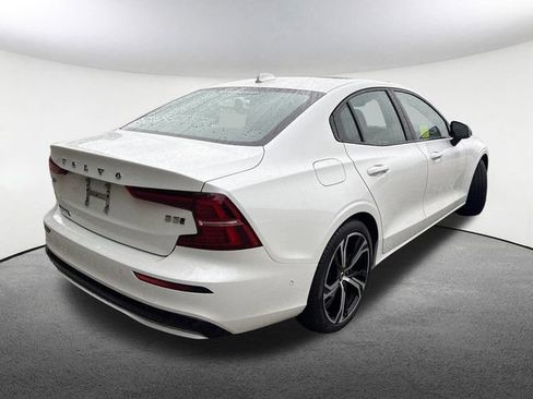 Used 2024 Volvo S60 B5 Plus AWD/4WD image 14