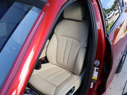 Used 2021 BMW X6 M50i w/ Executive Package image 44