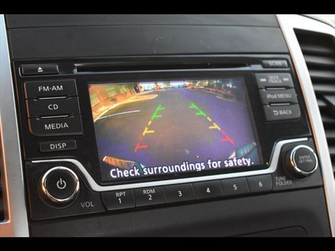 Used 2018 Nissan Frontier S image 10