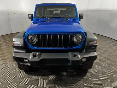 Used 2024 Jeep Wrangler Sport AWD/4WD image 8