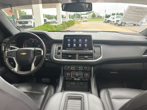 Used 2021 Chevrolet Tahoe LT w/ LT Signature Package AWD/4WD image 2