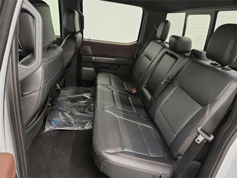 Used 2022 Ford F150 Lariat w/ Equipment Group 502A High image 33