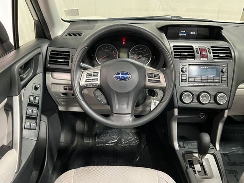 Used 2015 Subaru Forester 2.5i Premium w/ Popular Package #2 AWD/4WD image 6