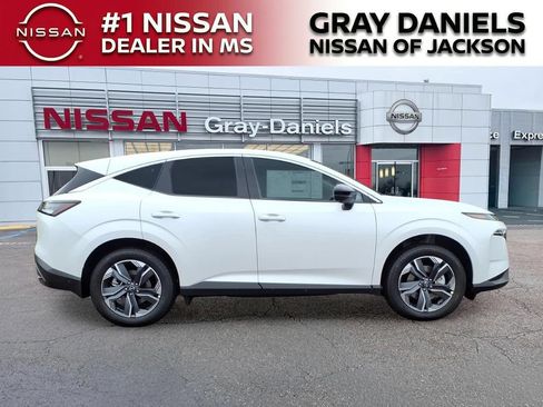 New 2026 Nissan Murano SL AWD/4WD image 2