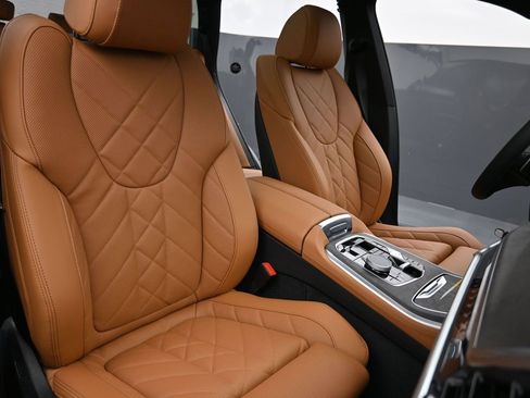 New 2026 BMW X5 xDrive50e w/ M Sport Package image 21