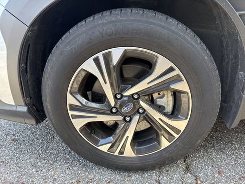 Certified 2024 Subaru Crosstrek 2.0i Premium image 3