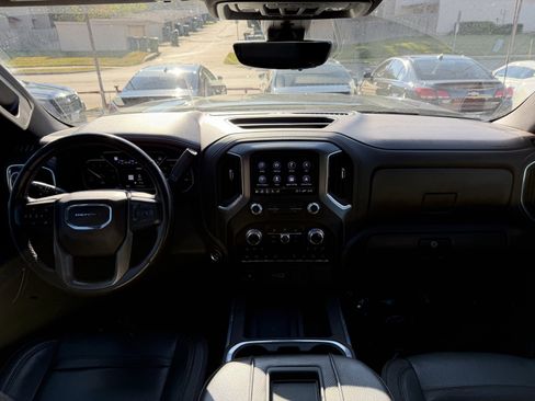 Used 2021 GMC Sierra 1500 Denali w/ Denali Ultimate Package image 12