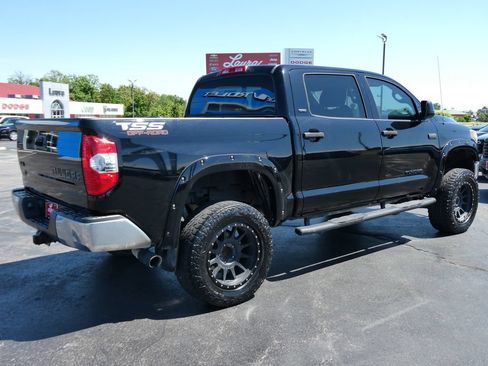 Used 2019 Toyota Tundra SR5 w/ SR5 Upgrade Package AWD/4WD image 5
