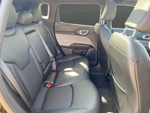 New 2025 Jeep Compass Latitude w/ Sun & Sound Group image 32