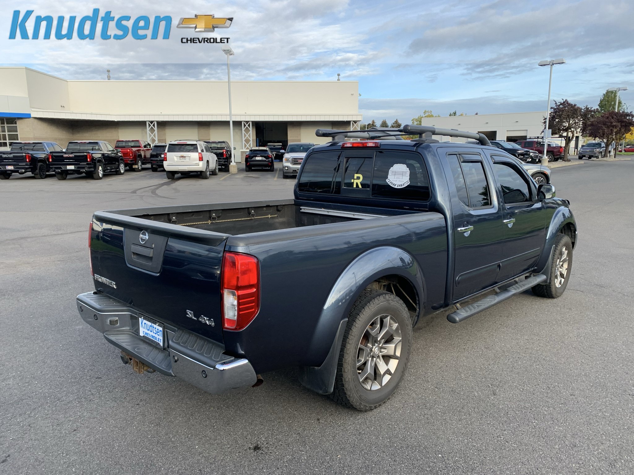 Used 2014 Nissan Frontier SL AWD/4WD image 7