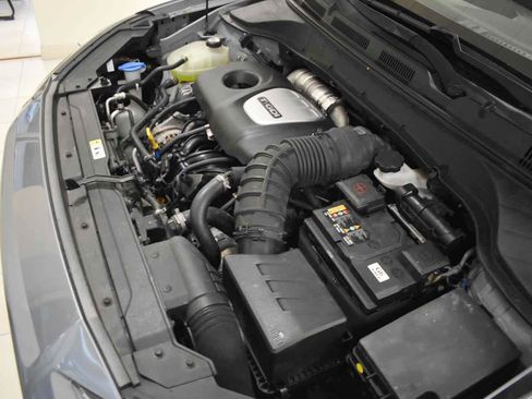 Used 2019 Hyundai Kona Limited AWD/4WD image 30