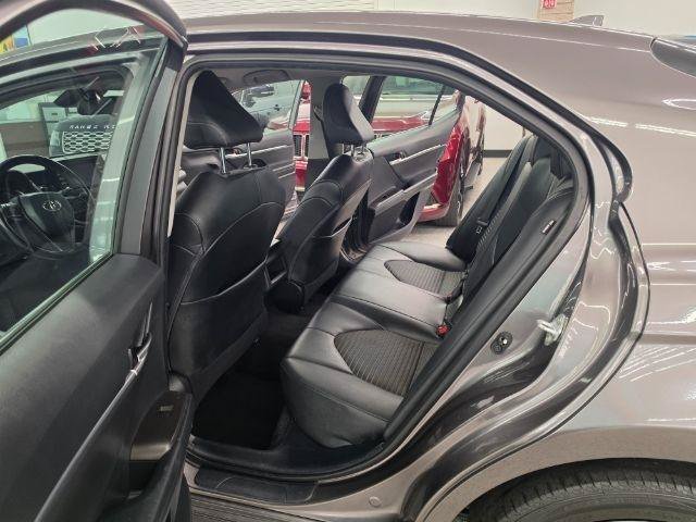 Used 2021 Toyota Camry SE FWD image 31
