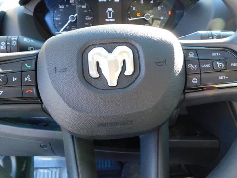 Used 2024 RAM ProMaster 3500 w/ Convenience Group image 18