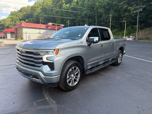 Certified 2026 Chevrolet Silverado 1500 High Country AWD/4WD image 2