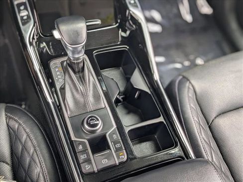 Used 2021 Kia Sorento SX image 12