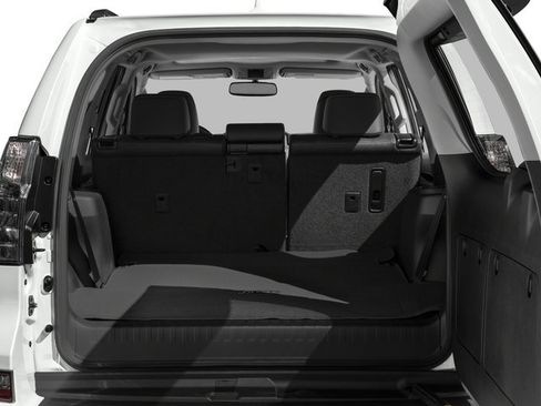 Used 2016 Lexus GX 460 w/ Premium Package AWD/4WD image 13