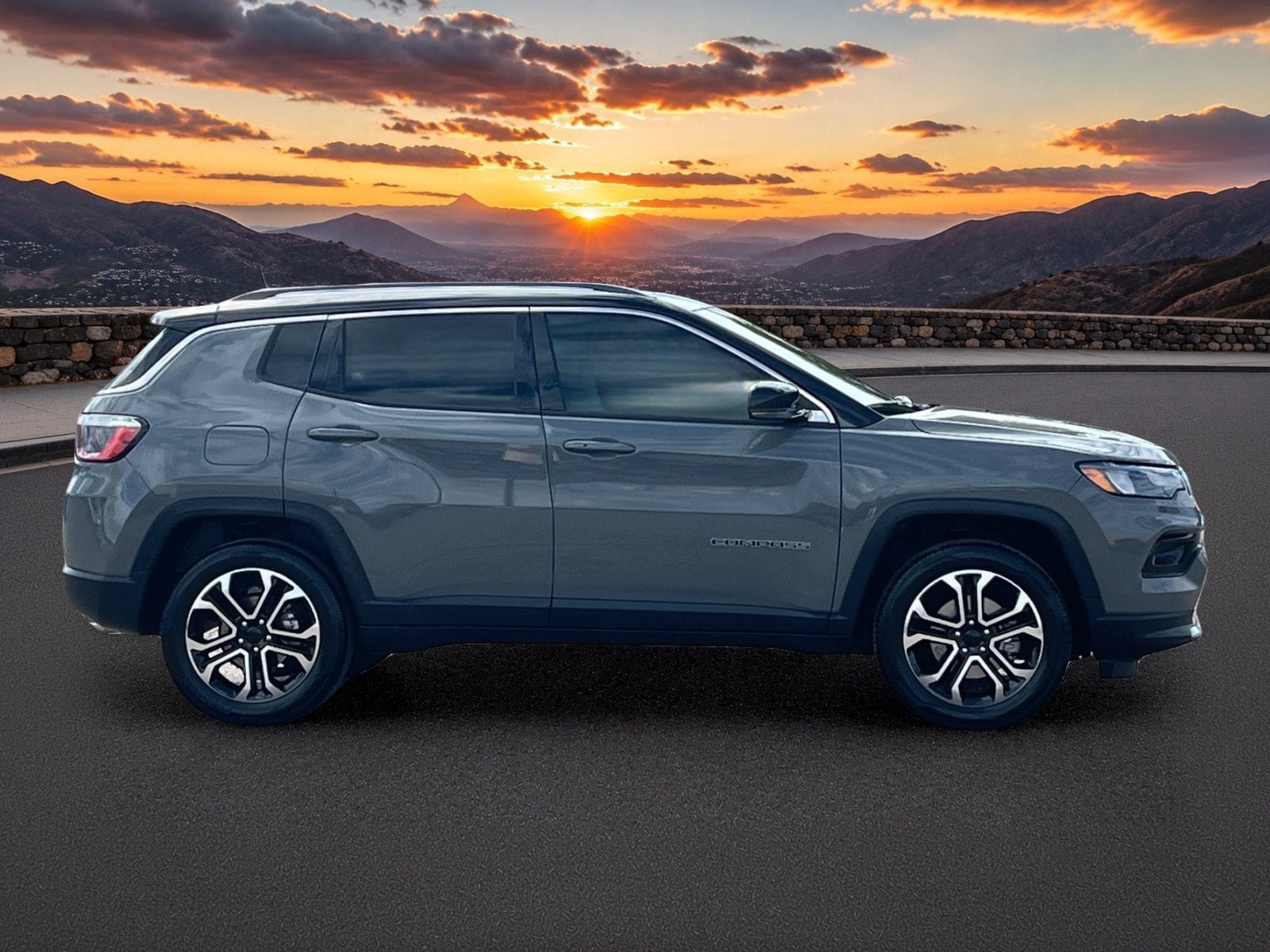 Used 2022 Jeep Compass Limited w/ Sun and Sound Group AWD/4WD image 6