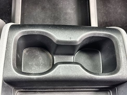 Used 2018 Honda Odyssey LX image 32