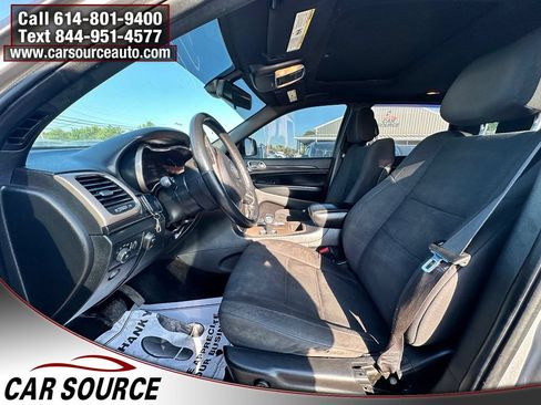 Used 2015 Jeep Grand Cherokee Laredo w/ Quick Order Package 23E AWD/4WD image 12