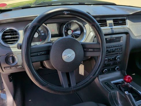 Used 2012 Ford Mustang Coupe RWD image 16