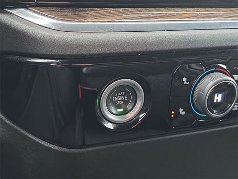 Used 2024 Chevrolet Silverado 1500 RST w/ Protection Package image 17