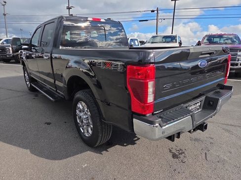 Used 2020 Ford F350 Lariat w/ Lariat Ultimate Package image 4