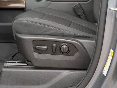 Used 2022 Chevrolet Silverado 1500 RST image 17