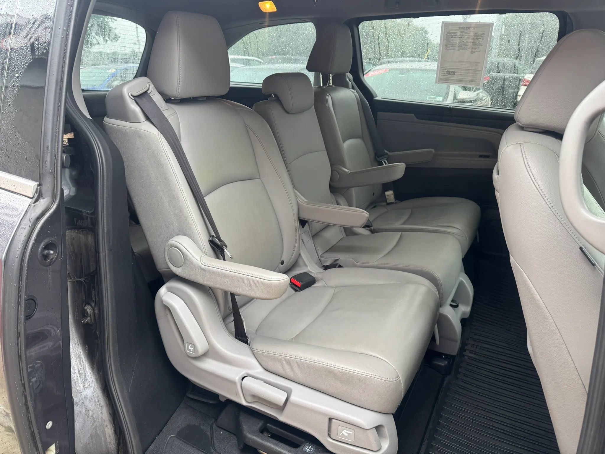 Used 2018 Honda Odyssey Elite image 16