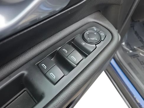 Used 2022 GMC Terrain SLE w/ Driver Convenience Package AWD/4WD image 12