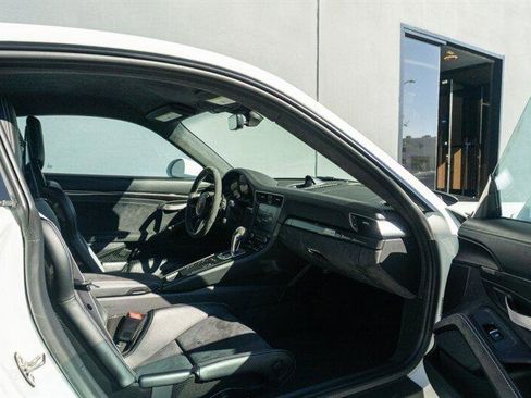 Used 2019 Porsche 911 GT3 RS w/ Weissach Package image 53