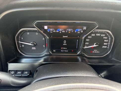 Used 2021 GMC Sierra 3500 Denali w/ Denali Ultimate Package image 12