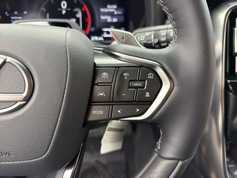 New 2026 Lexus LX 700h Luxury image 12