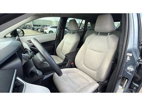 Certified 2025 Toyota Corolla Cross L FWD image 14