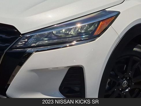 Certified 2023 Nissan Kicks SR FWD image 10