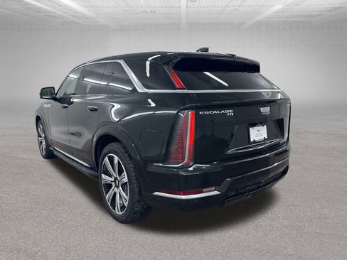 Used 2025 Cadillac Escalade IQ Luxury 2 image 7