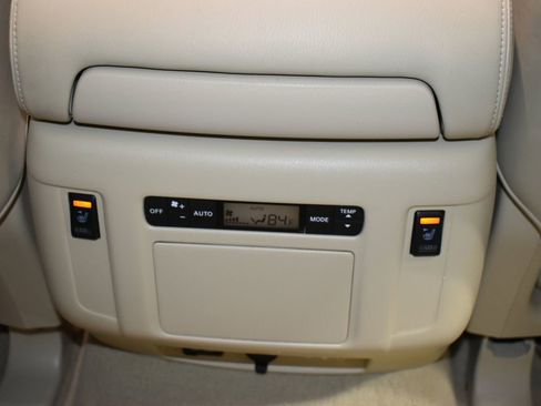 Used 2016 INFINITI QX80 Luxe w/ 22" Wheel Package image 42