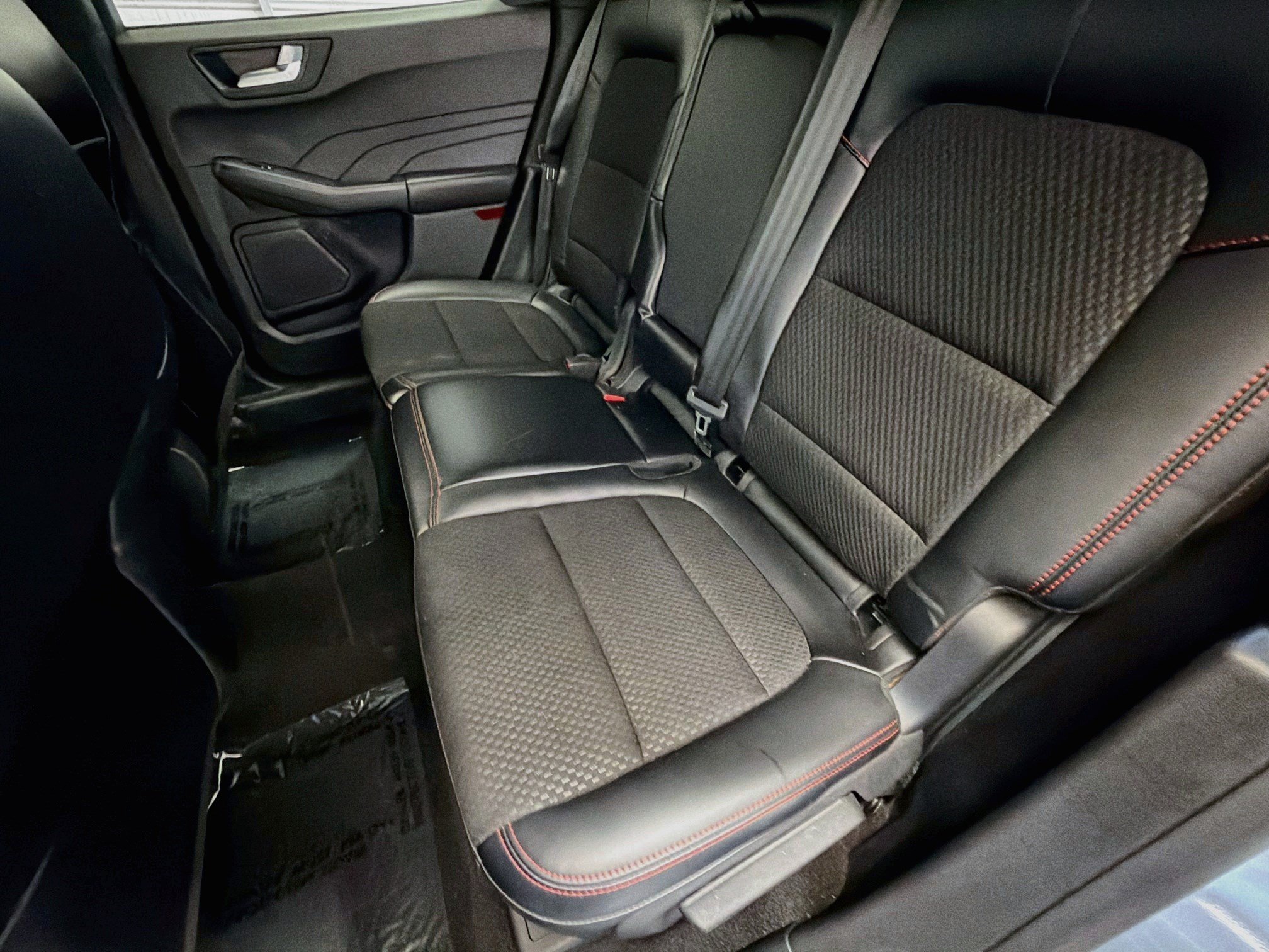 Used 2024 Ford Escape ST-Line w/ Tech Pack #1 FWD image 13