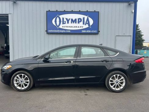 Used 2020 Ford Fusion SE FWD image 1