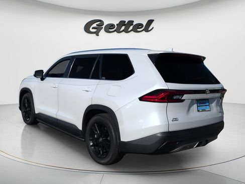 Used 2024 Toyota Grand Highlander AWD image 7