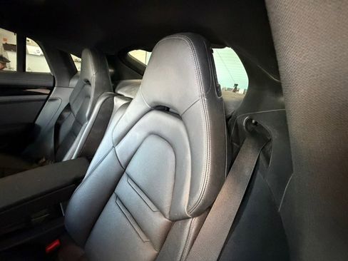 Used 2019 Porsche Panamera 4 image 37