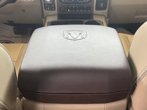Used 2013 RAM 1500 Laramie w/ Convenience Group image 50