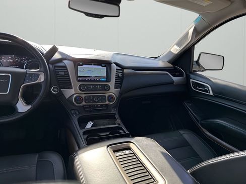 Used 2018 GMC Yukon Denali w/ Open Road Package image 24