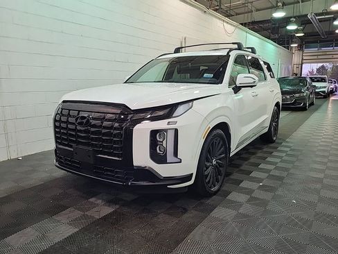 Used 2025 Hyundai Palisade Calligraphy image 2