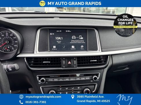Used 2019 Kia Optima LX w/ LX 17" Wheel Package FWD image 5