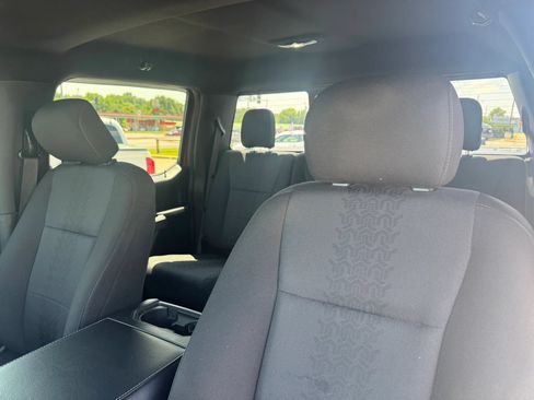 Used 2018 Ford F150 XLT w/ Equipment Group 302A Luxury AWD/4WD image 13