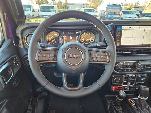 New 2026 Jeep Gladiator Mojave image 15