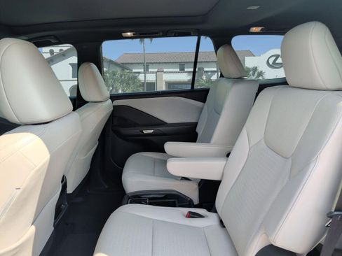 Certified 2024 Lexus TX 350 350 Premium w/ Captains Chair Package image 22