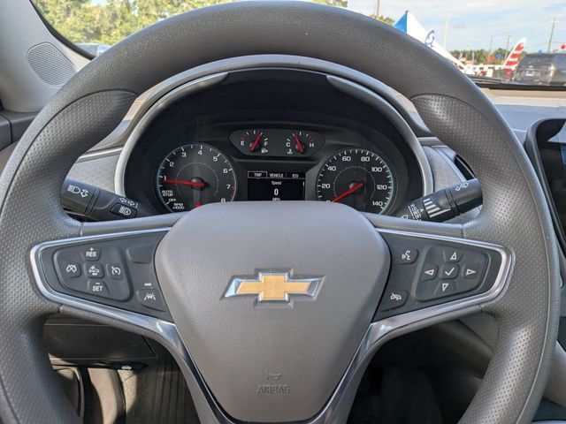 Used 2025 Chevrolet Malibu LT FWD image 33
