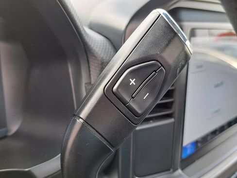 Used 2025 Ford F150 XL RWD image 12